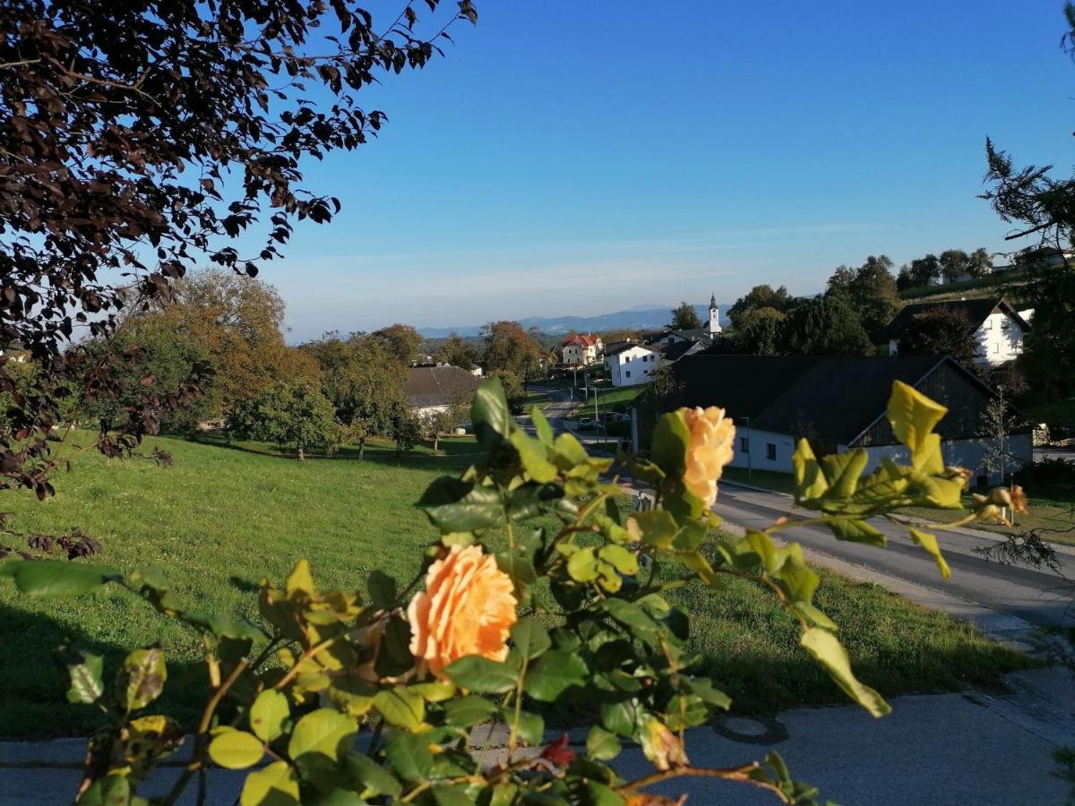 Cosy Apartment In Oed Hling With Garden Mauer bei Amstetten Exteriér fotografie